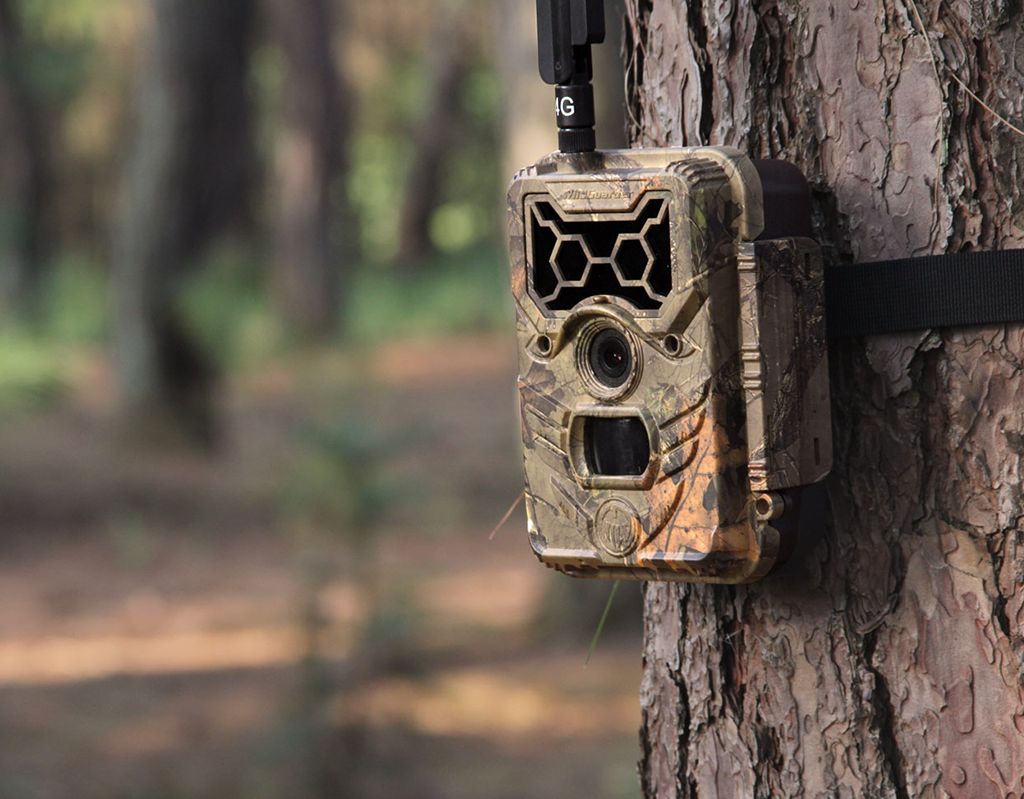 TACTACAM Reveal X PRO Cellular Trail Camera, Verizon and AT＆T, NO Glow, Integrated GPS Tracking, Built in LCD Screen, HD Photo and HD Video (X-PRO) R